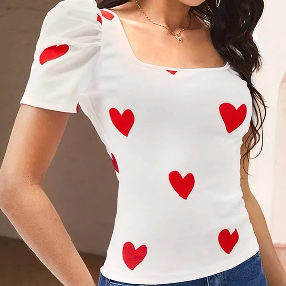 Heart print puff sleeve square neck top - Picture 5 of 6